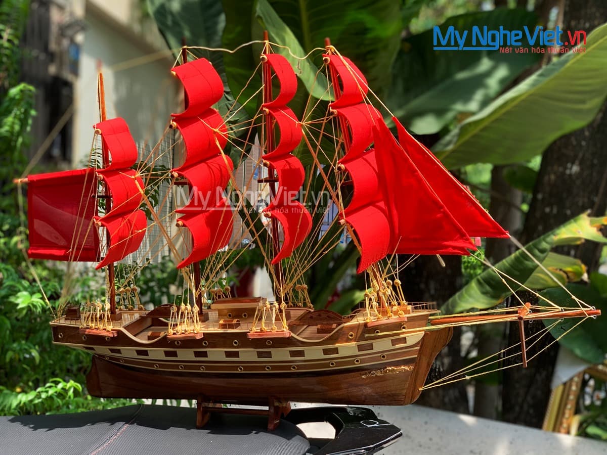 France II 40cm Handcrafted Wooden Model | Elegant Early 20th Century Freighter